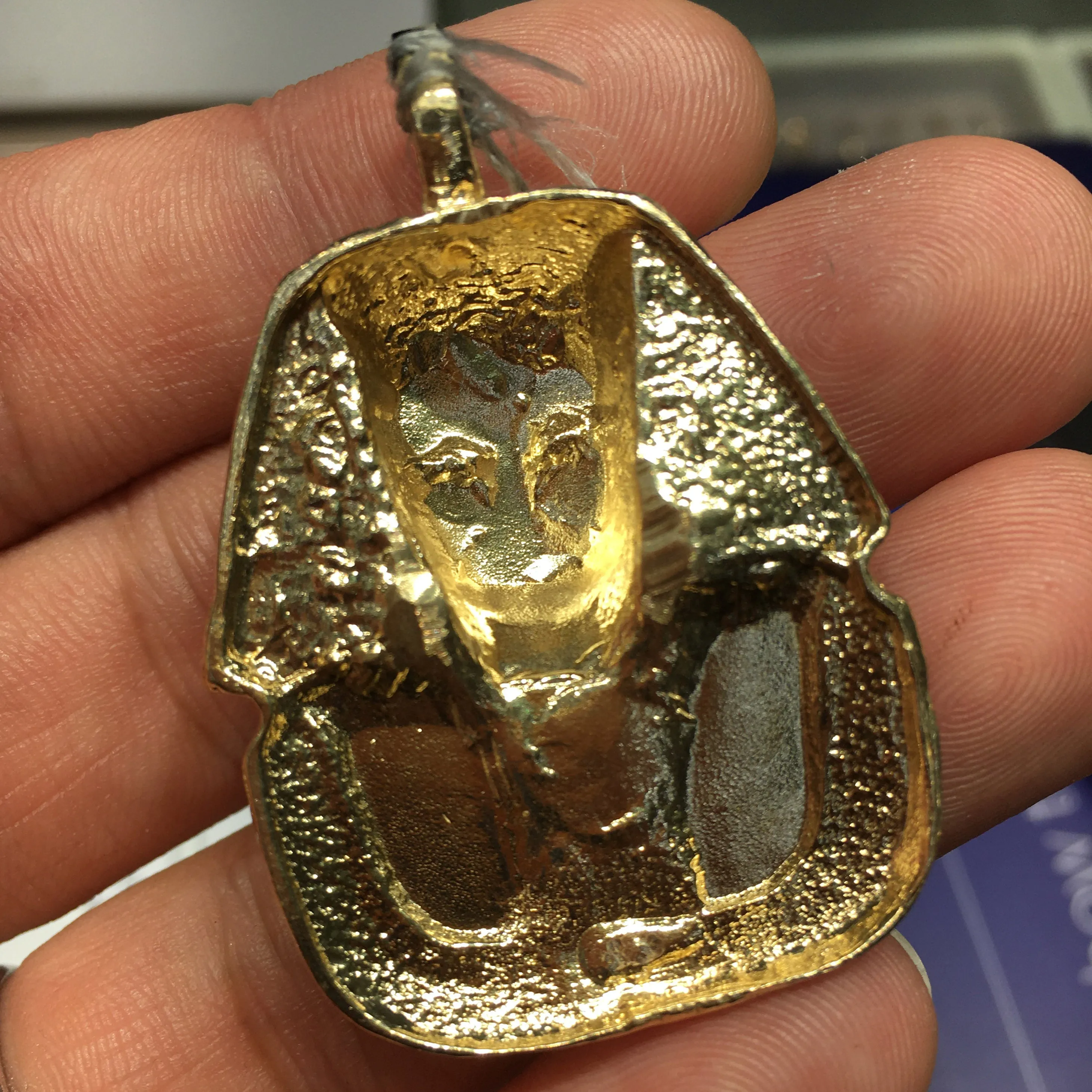 3D Pharaoh Head Pendant (14K)