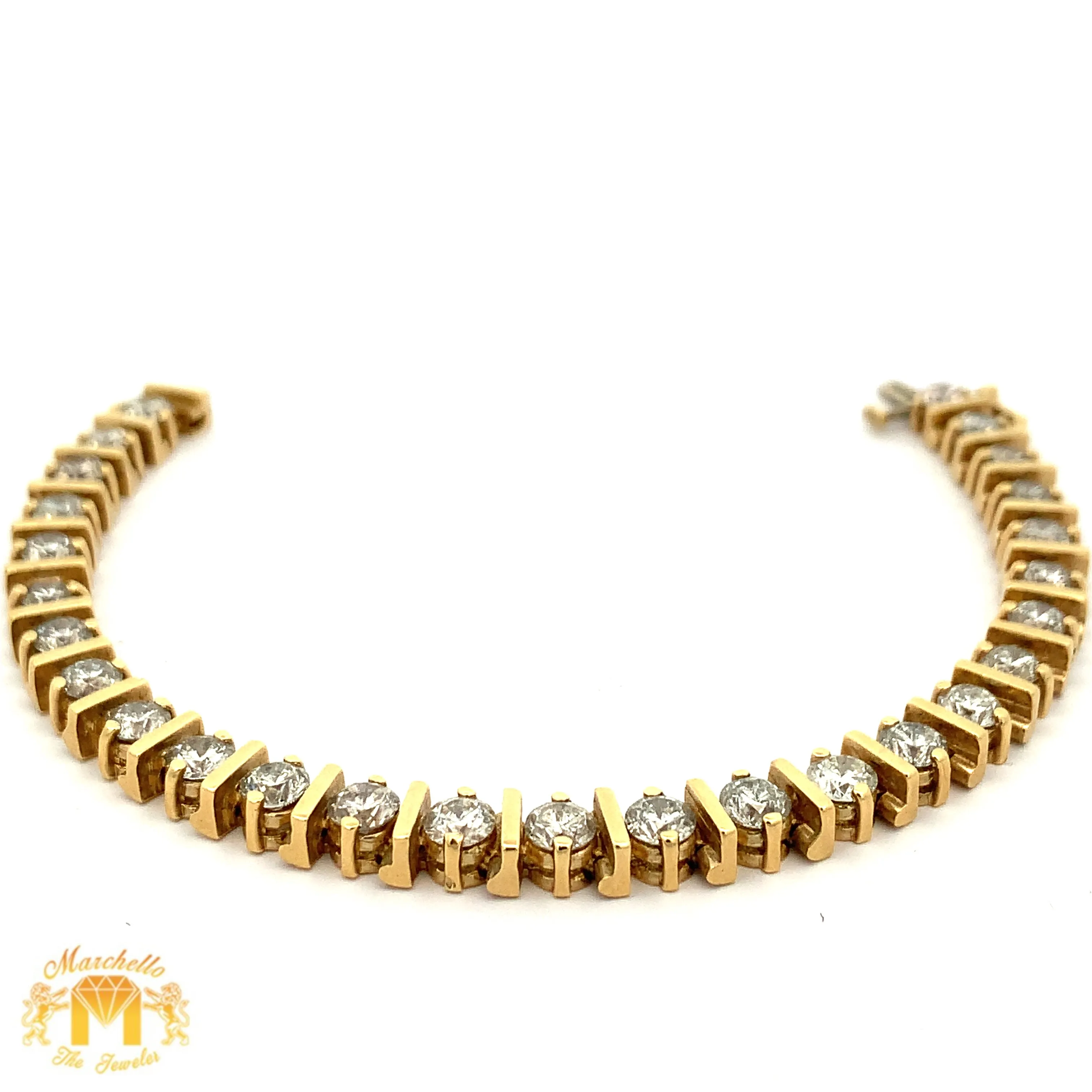 9.86ct diamonds 14k Yellow Gold Bracelet with large Round diamonds