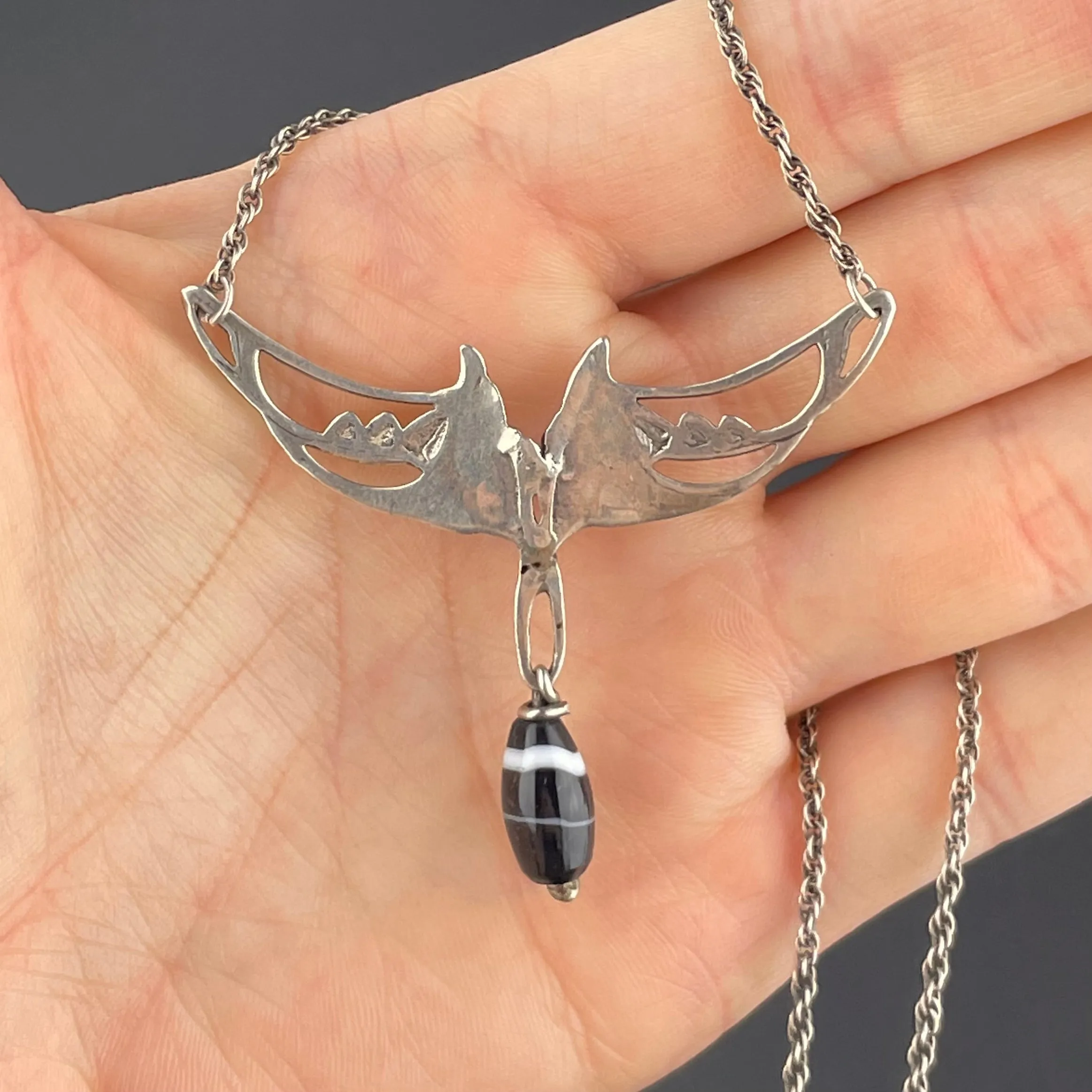 Art Nouveau Style Silver Banded Agate Necklace