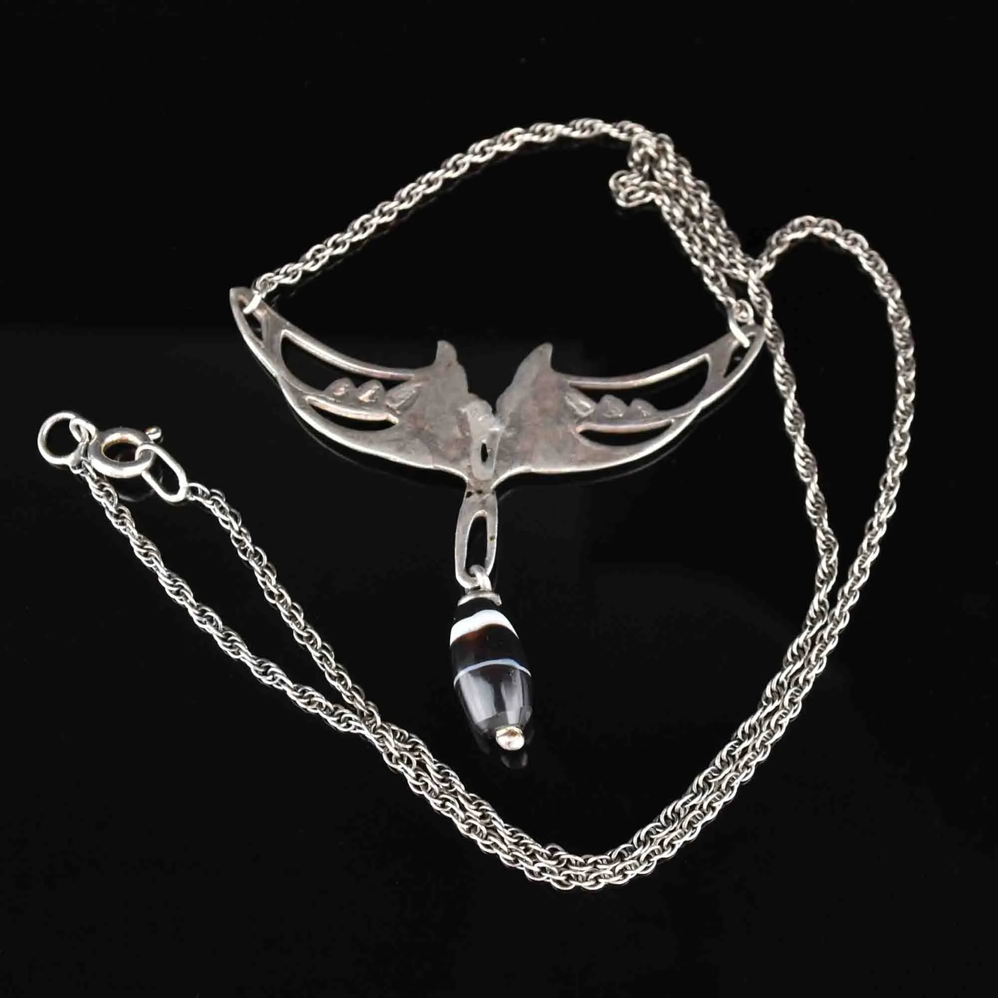 Art Nouveau Style Silver Banded Agate Necklace