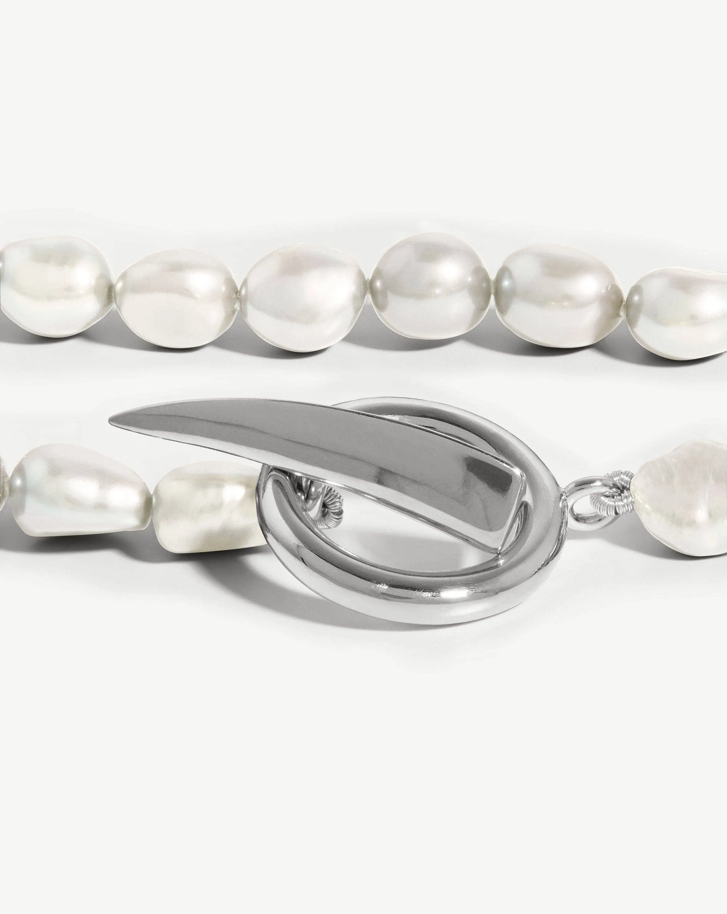 Baroque Pearl Claw T-Bar Necklace | Sterling Silver/Pearl