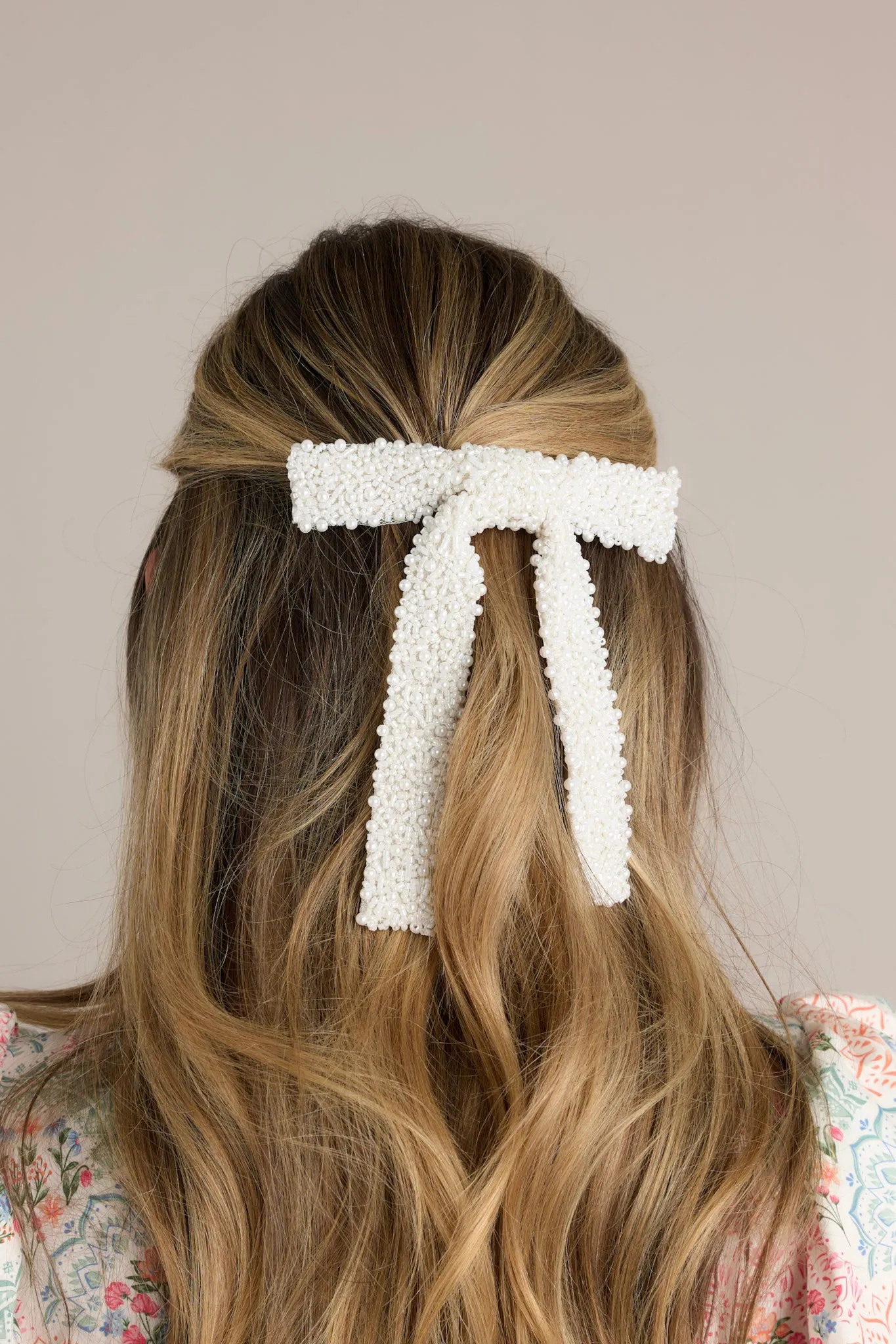 Imperial Grace Ivory Pearl Beaded Bow Clip