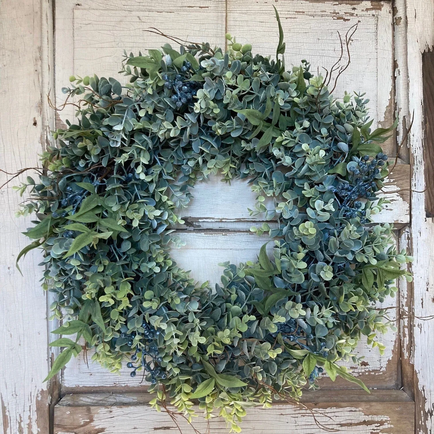 Lapis Hills Eucalyptus Wreath 22"