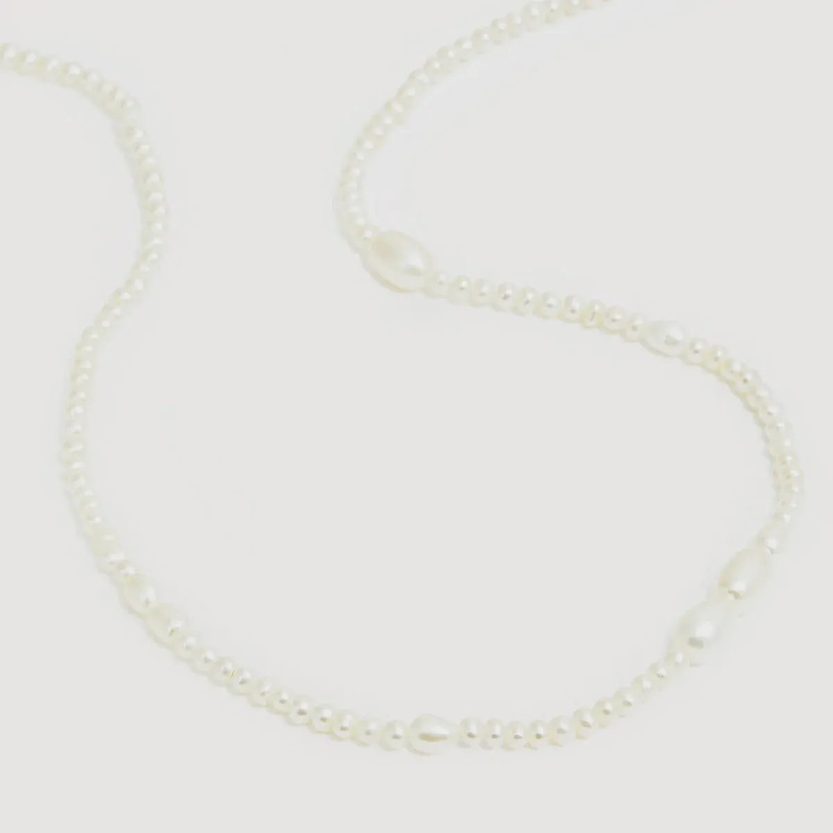 Lunar Light Pearl Choker