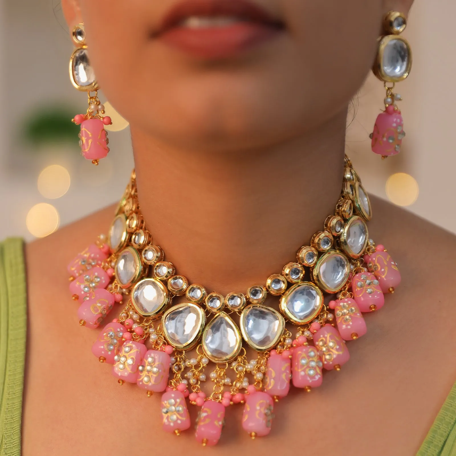 Pranavi Kundan Necklace Set