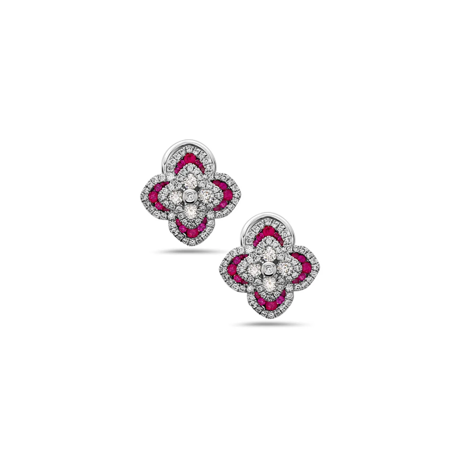 Precious Quatrefoil Stud Earring