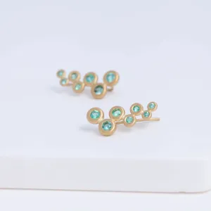 Puff medium gradation emerald climber earring