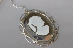 WHITE CAMEO NECKLACE